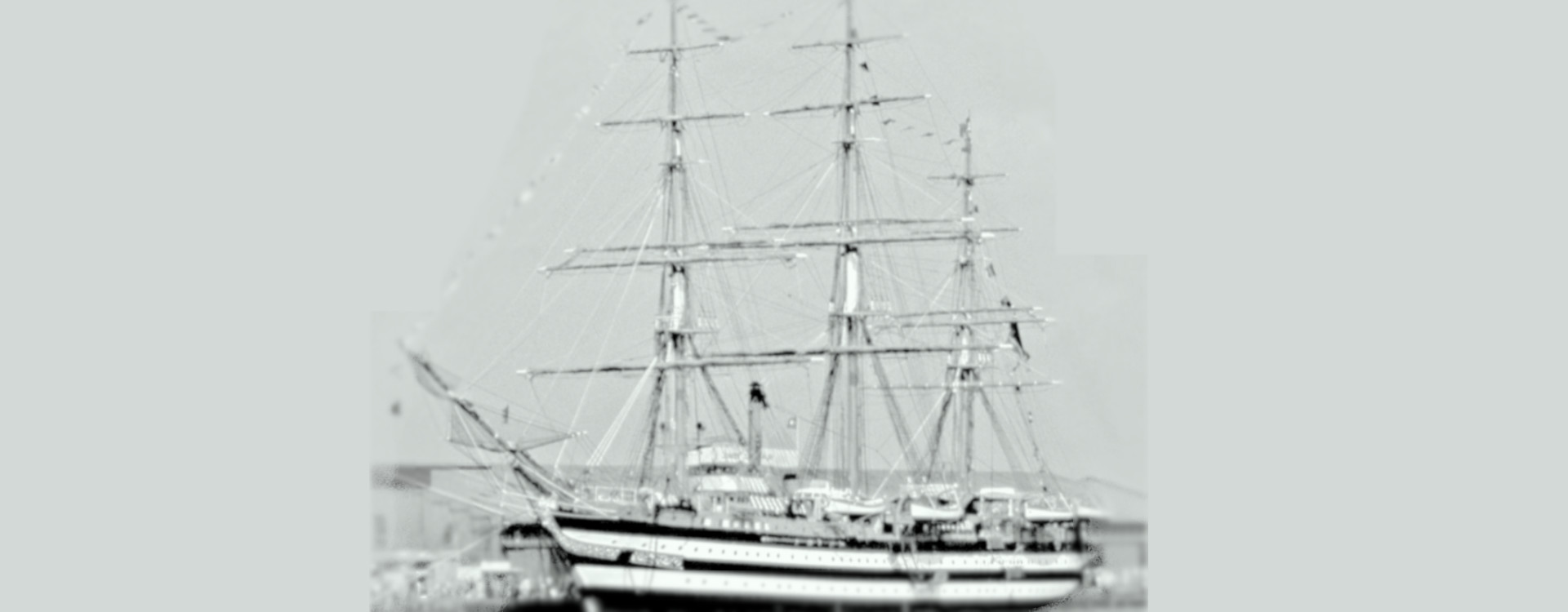 Talash-blog-banner-black-and-white-ship